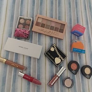 Makeup bundle with Clinique bag